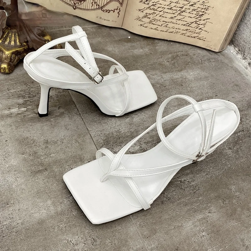 Gladyatör Sandalet Yüksek Topu - Street Fashion Look incelemesi ve fiyatı
